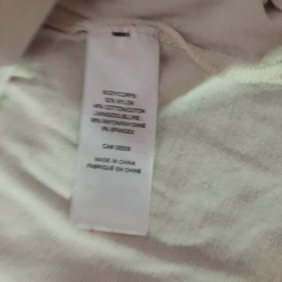 Cleo petites - Picture 3 of 3